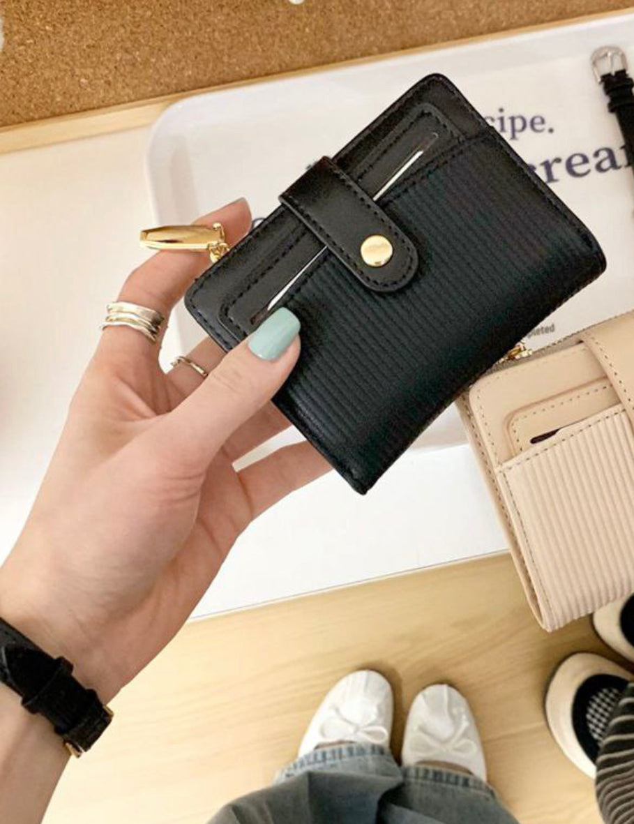 Ultra-Slim Leather Wallet S1 code:28-16