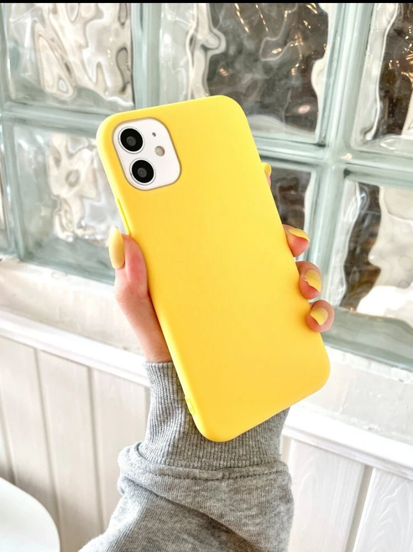 Minimalist Plain Phone Case – Slim & Protective Design (iPhone 11 pro)