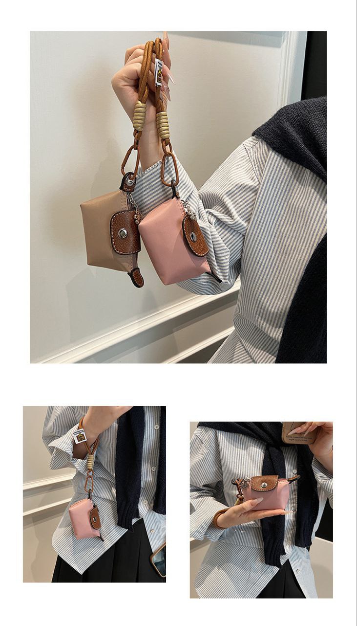 Mini LONGCHAMP Bag – Chic & Stylish S1