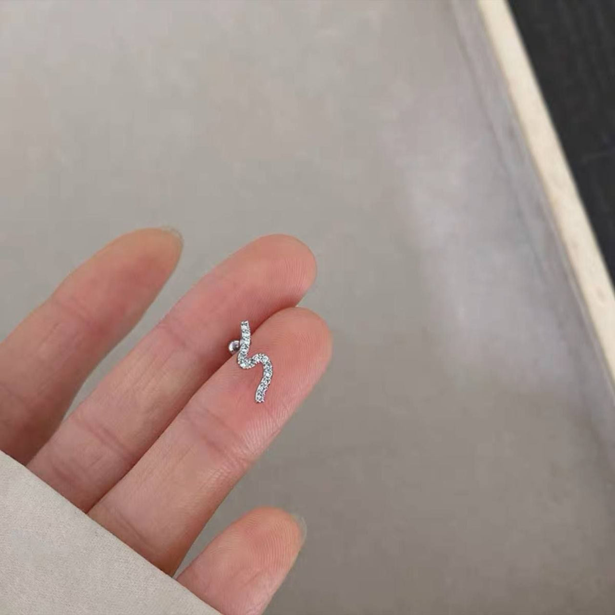 Ball Back Piercing Stainless Steel 316 Bar with Zircon Stones S1