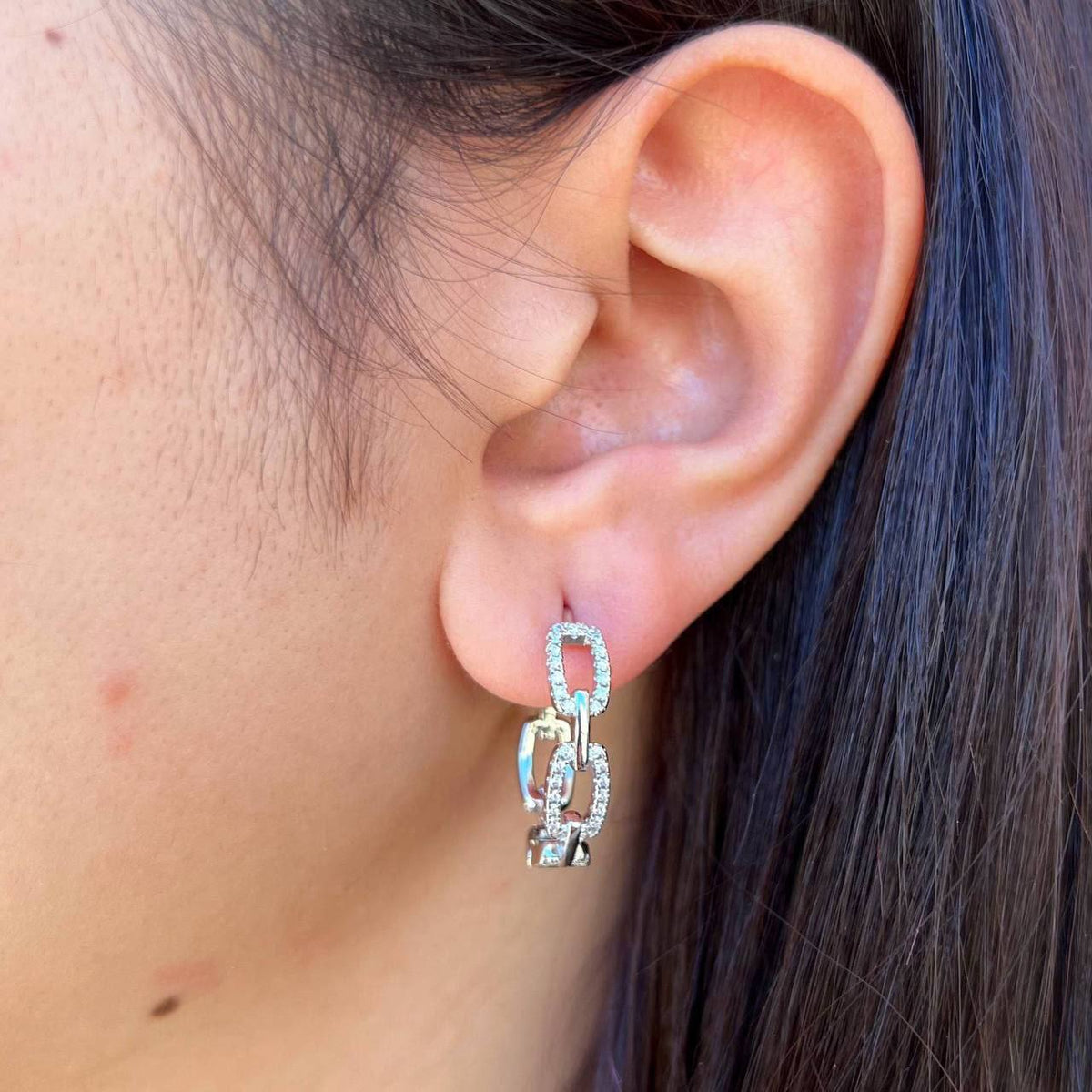 Single Piece Gold Earring – Chinese S1