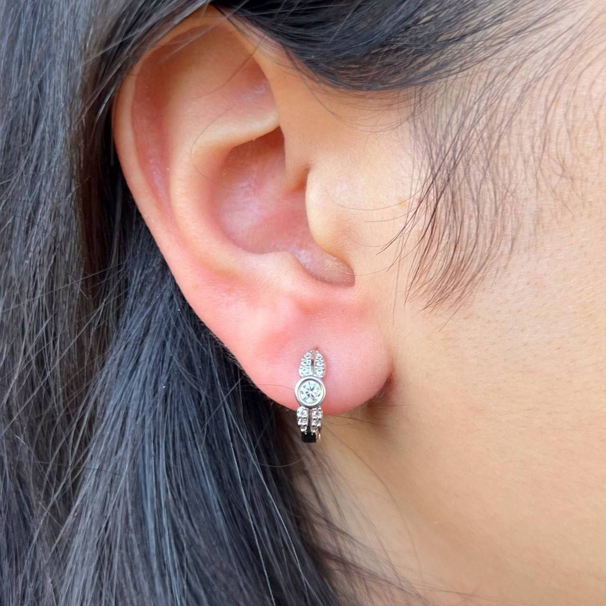 Single Piece Gold Earring – Chinese S1