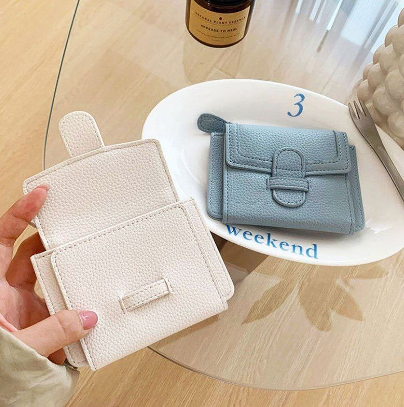 High-Quality Card Holder S1 – Code R176