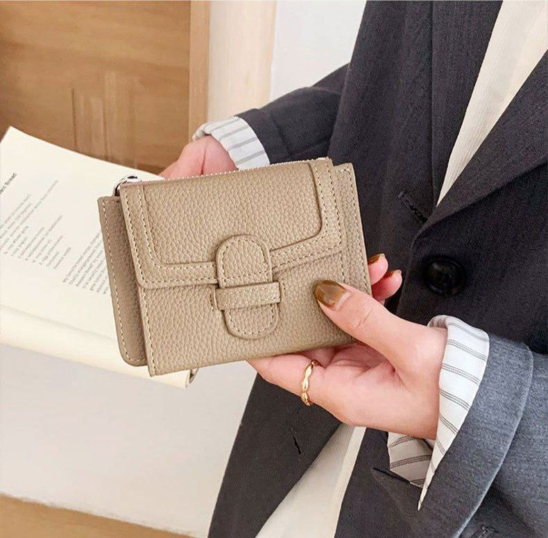 High-Quality Card Holder S1 – Code R176