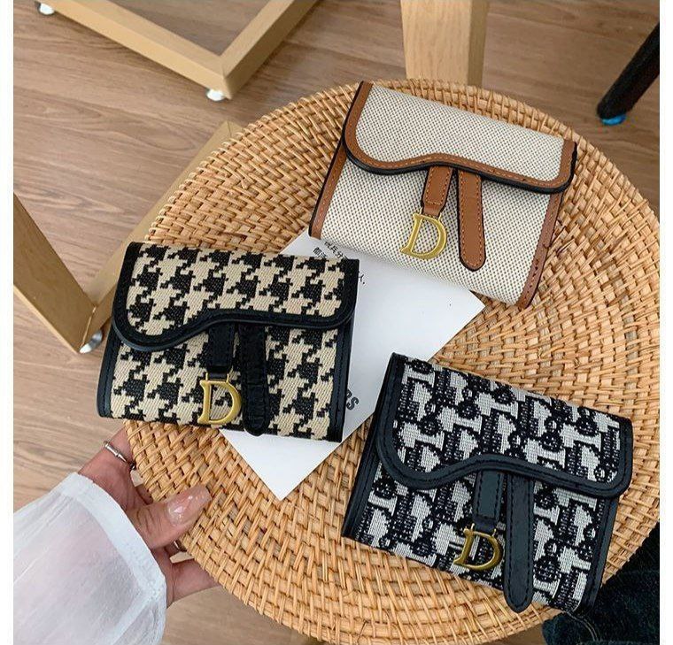 Chic Small Leather Wallet S1 code:1683