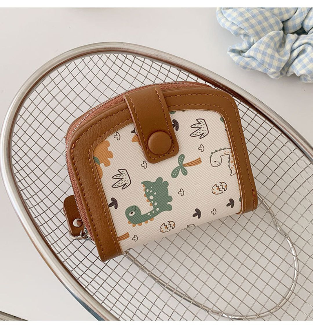 SHEIN Small Artistic Wallet  Code 10969    S2