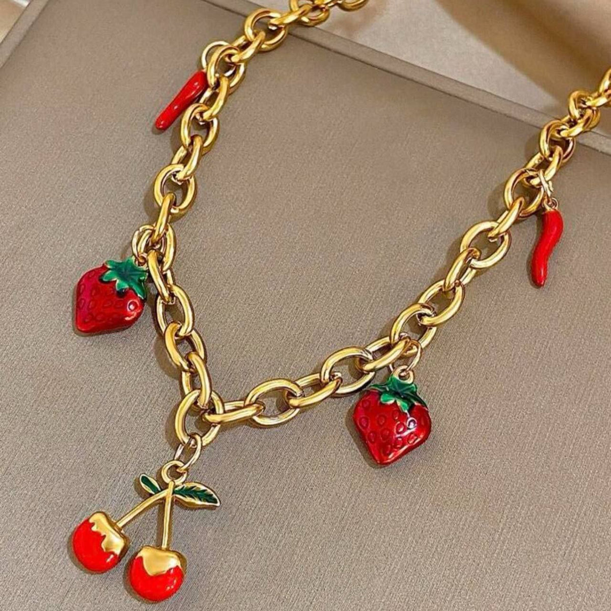 Five Pendant Necklace Stainless Steel 316 Pure    S1