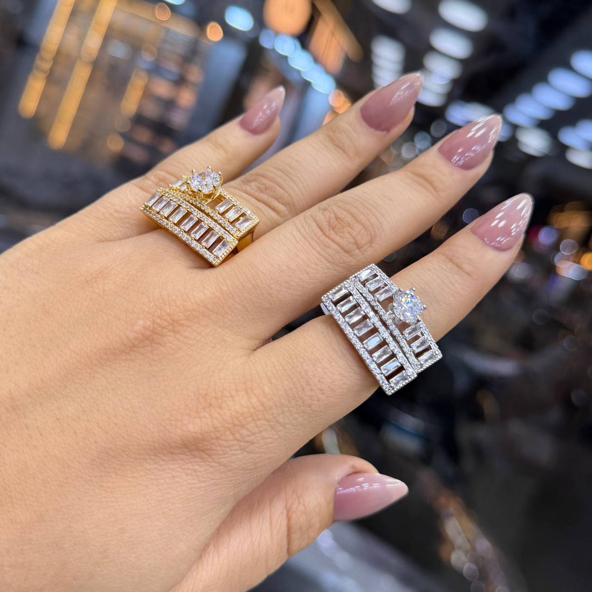 Chinese Gold Twin Rings with Zircon Stones    S1