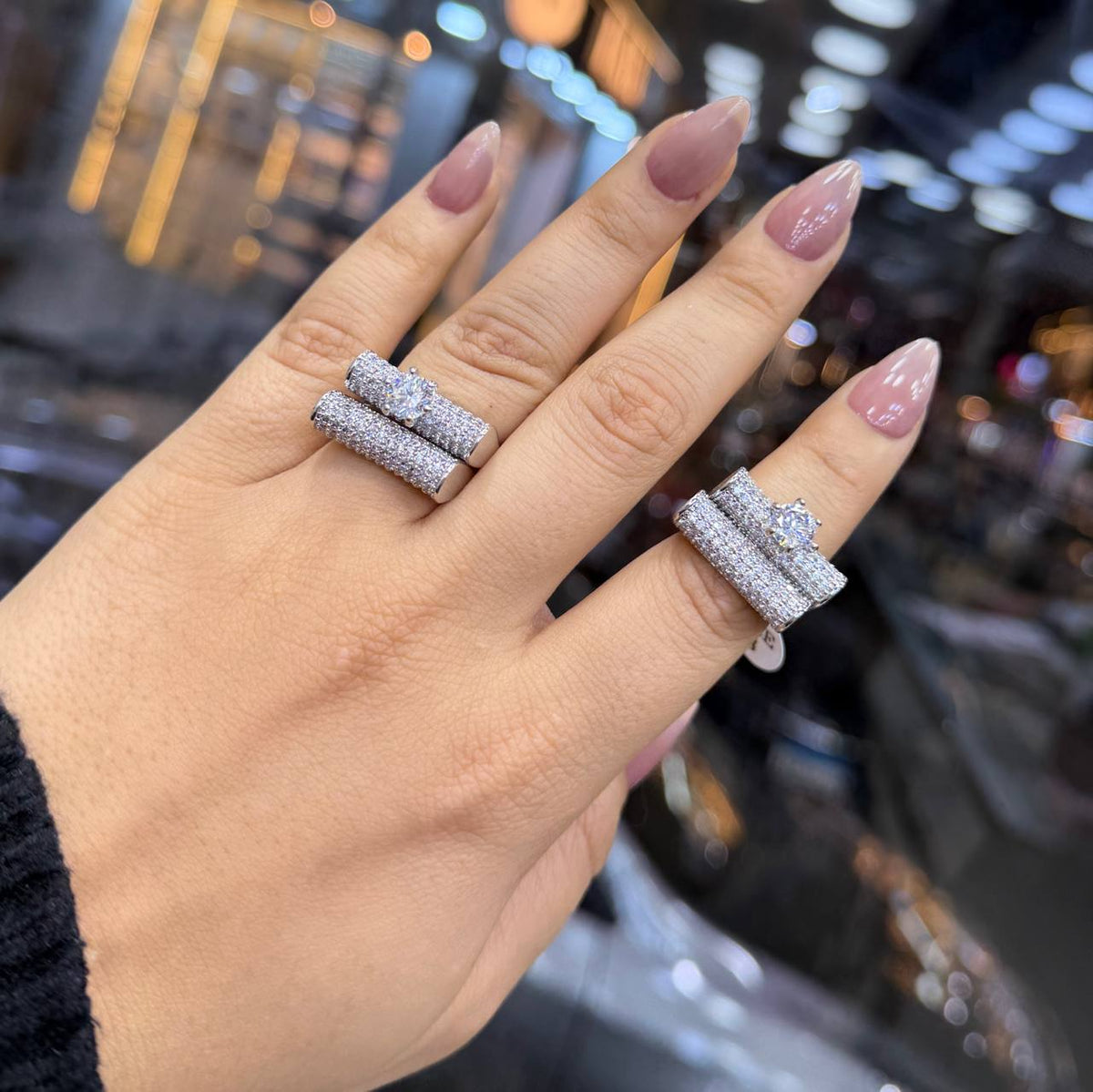 Chinese Gold Twin Rings with Zircon Stones    S1