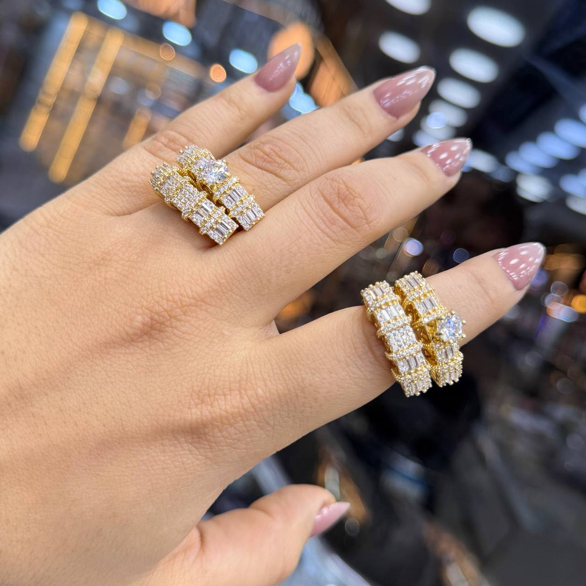 Chinese Gold Twin Rings with Zircon Stones    S1